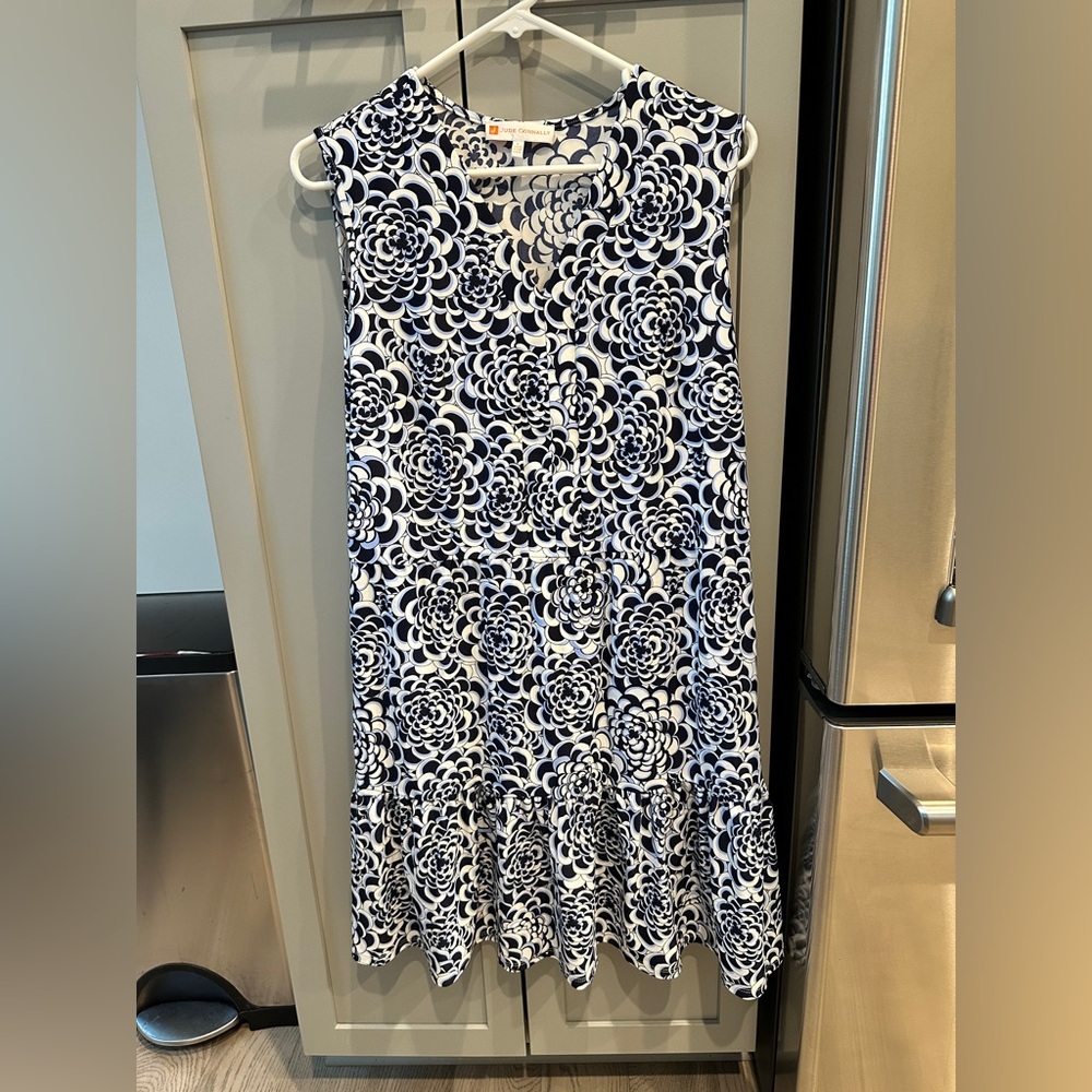 Jude Connally sleeveless tiered dress size L